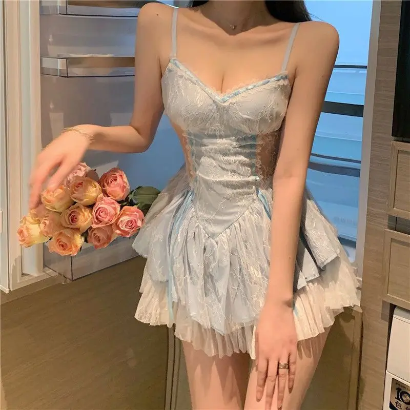 Gagarich Sexy Waist Baring Lace Mesh Patchwork Suspender 2025 Summer Women New Temperament Slim Fit and Irregular Fluffy Dress