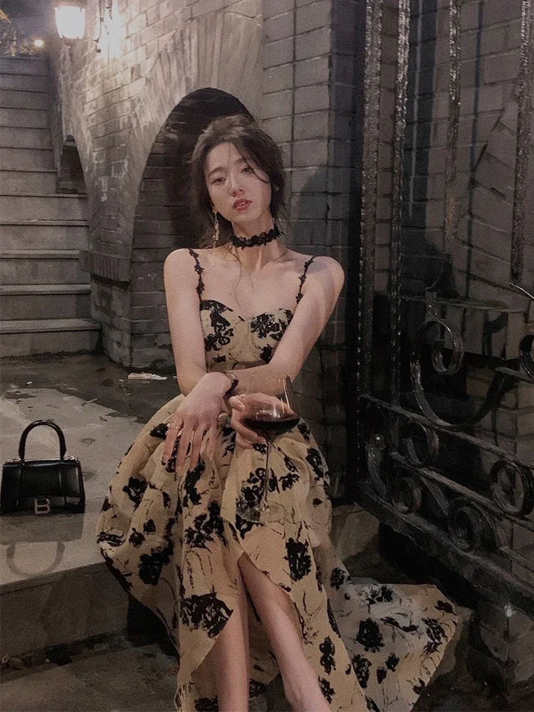 

Elegant Vintage Spaghetti Strap Prom Midi Dress Sleeveless Slim Fit Bodycon Evening Party Dress for Women Fashionable Clothing