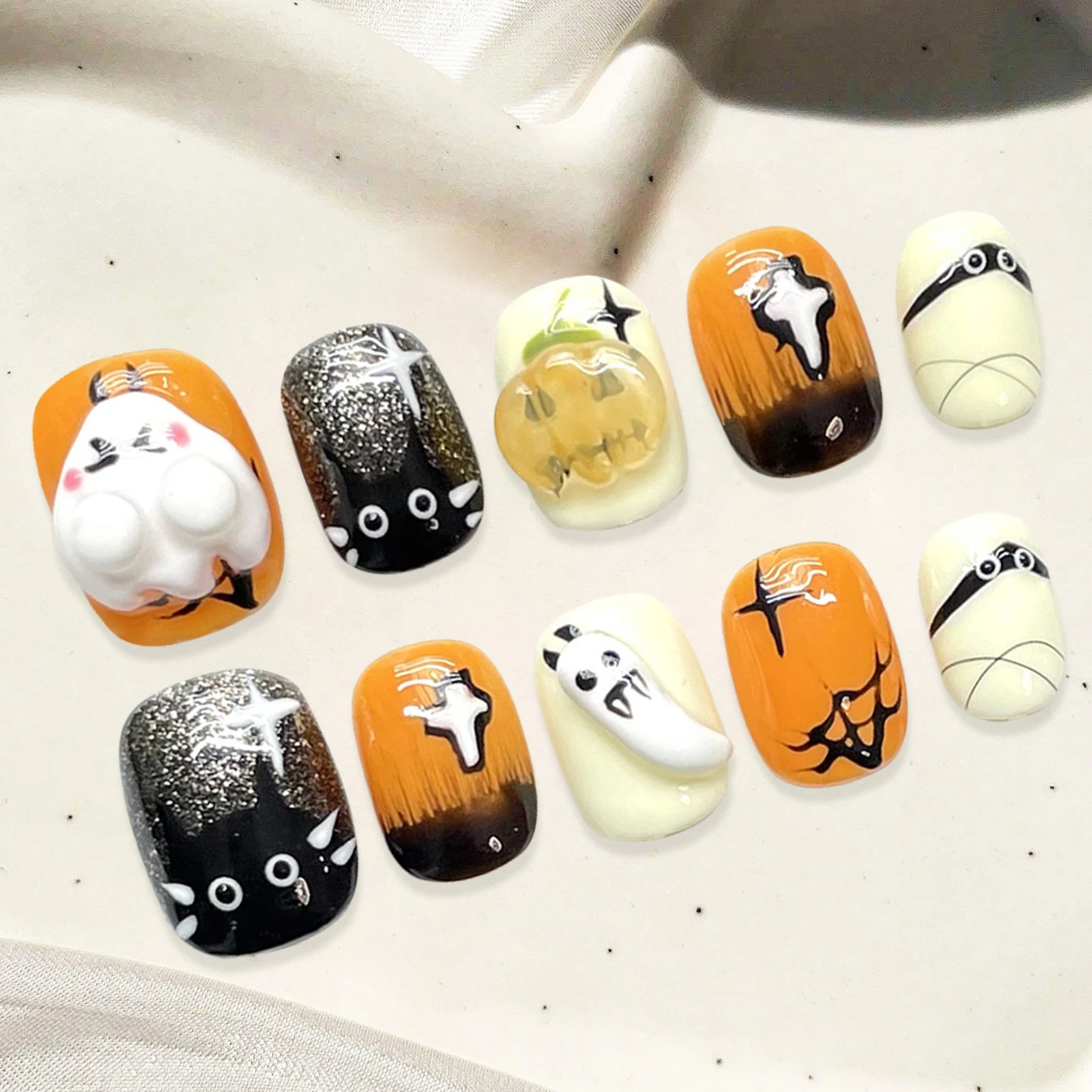 Uñas postizas redondas y cortas hechas a mano, diseño de calabaza fantasma 3D, lindo pequeño Diablo, presione sobre las uñas, tema de Halloween