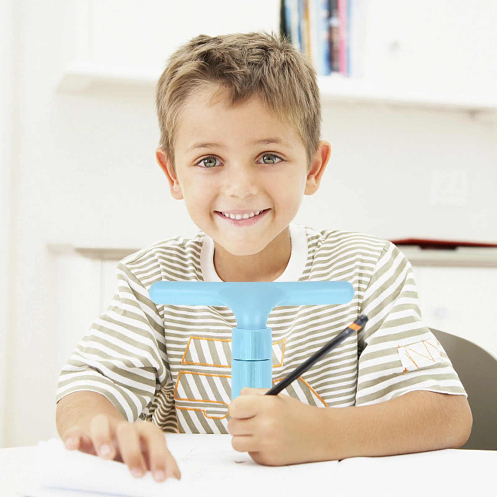 1Pcs Sitting Posture Corrector ABS Plastic Adjustable 15-19Cm Children Writing Posture Trainer Anti-Myopia Correction Tool