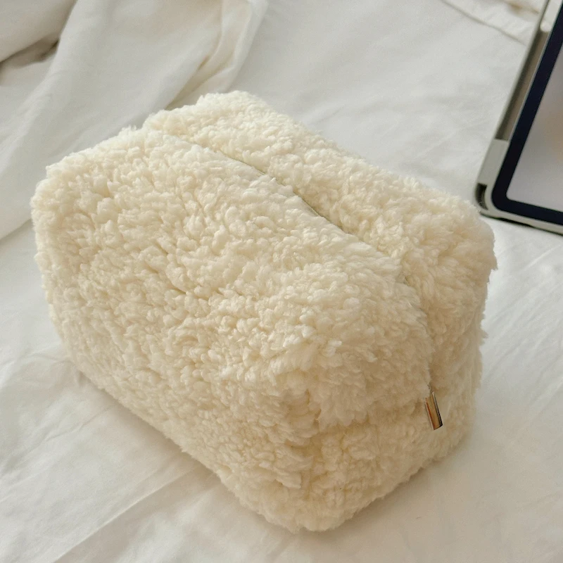 Cute Korean Cosmetic Pouch Large Plush Travel Makeup Organizer Storage Bags Kawaii Portable Zip Makeup Bags For Women Girl Gift