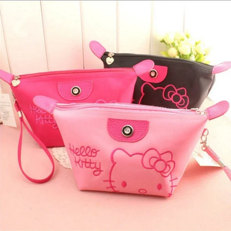 Sanurgente-Sac cosmétique de dessin animé Hello Kitty, sac de rangement pour produits de soins de la peau, trousse à crayons, porte-monnaie, sacs, grande capacité, voyage