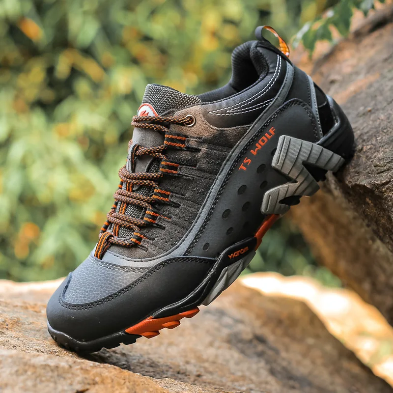 

Lightweight Leather Hiking Shoes for Men and Women, Breathable and Durable Outdoor Shoes for Camping and Trekking