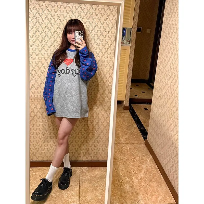 ヴィンテージ犬柄Tシャツ2025 - アメリカンレトロラグラン袖カラーブロックトップ、ユニセックス秋ルーズフィット長袖Tシャツ、Y2Kカジュアル