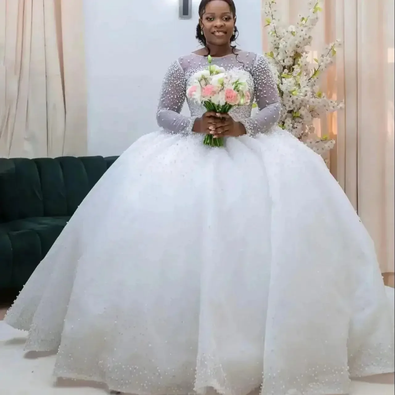 

Flavinke Customized Romantic Long Sleeves Shinny Pearls African Ball gown Wedding Dresses 2025 Plus Size Bridal Gowns Vestido