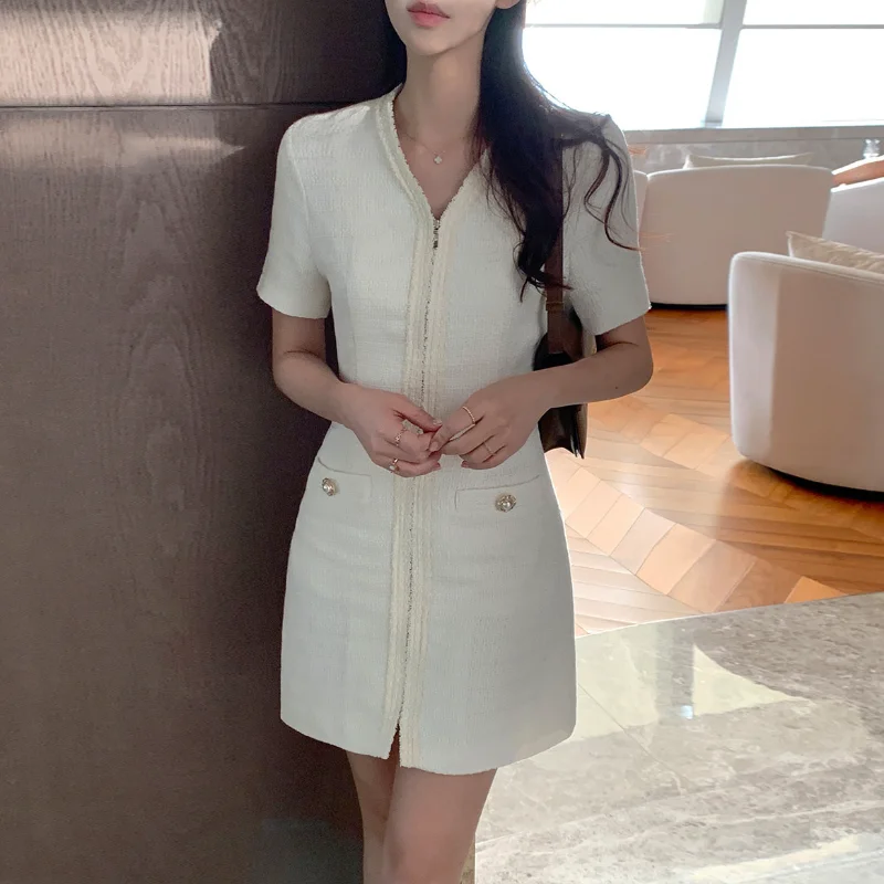 

Women V-neck Slim Elegant Small Fragrance Dress Zipper Waist Slim Fashion Korea Chic Black White Short Sleeve Lady Dress Summer