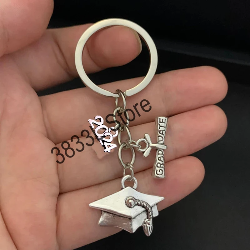 2024/Graduation Ceremony Keychain Graduation Certificate Graduation Souvenir Bachelor Hat Class Badge Keychain