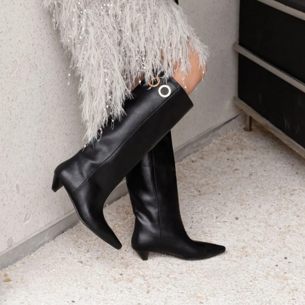 2026 Otoño Invierno estilo callejero tacones bajos finos Mujer