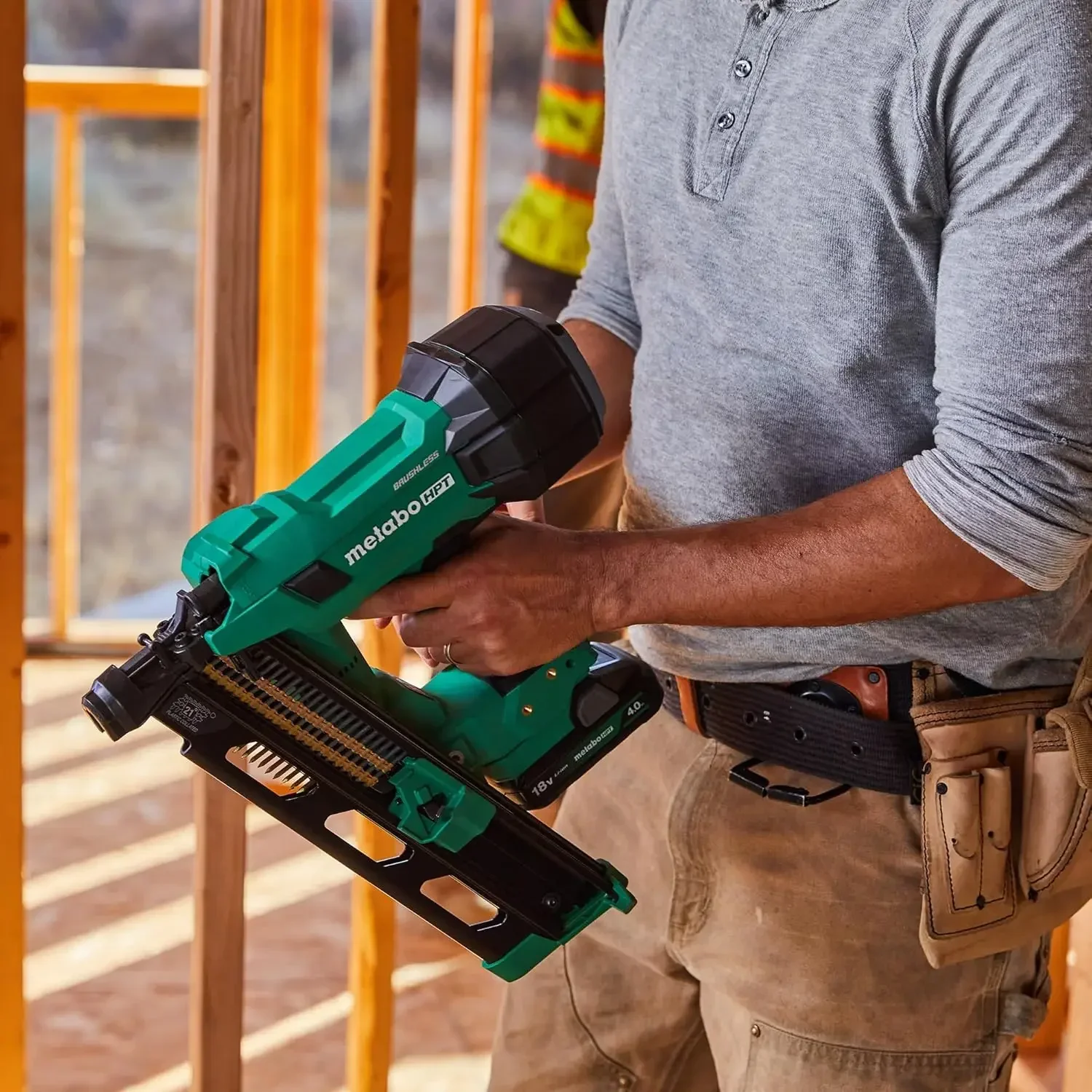 أداة تثبيت لاسلكية، 18 فولت - 4.0 أمبير، متعددة فولت ™ ، 21 درجة، 3-1/2 بوصة مسامير شريطية، NR1890DRA #2