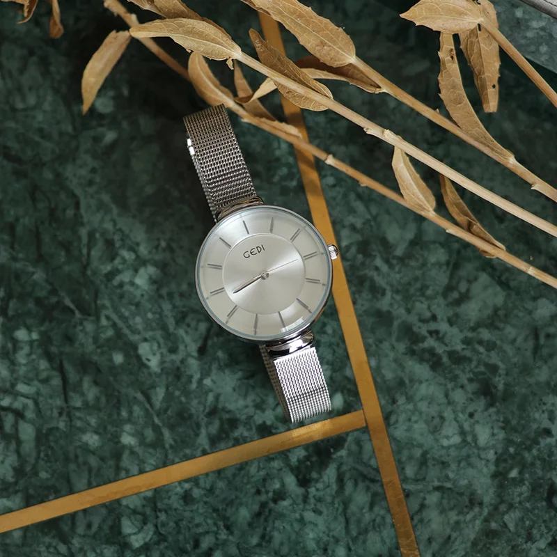 

Silver WatchForFemaleStudentsKoreanStyleSimple And MinimalistVintage Hong Kong StyleElegant And RefinedPractical Gift For Women.
