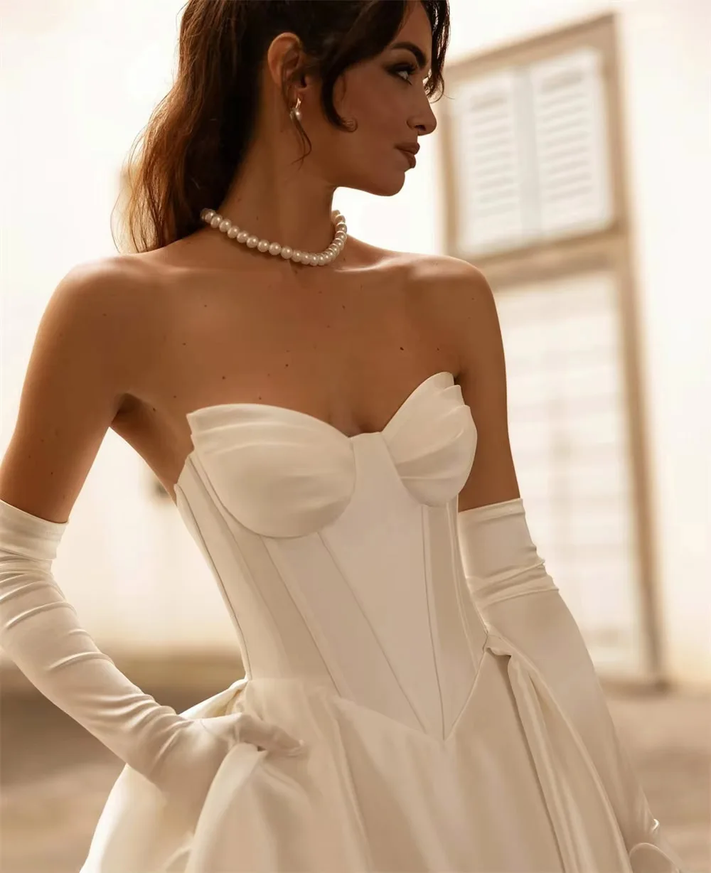 カスタマイズされた A ラインの女性のウェディングドレスエレガントなサテンのブライダルドレスモッピング丈宴会 Vestidos De Novia 手袋なし 2026