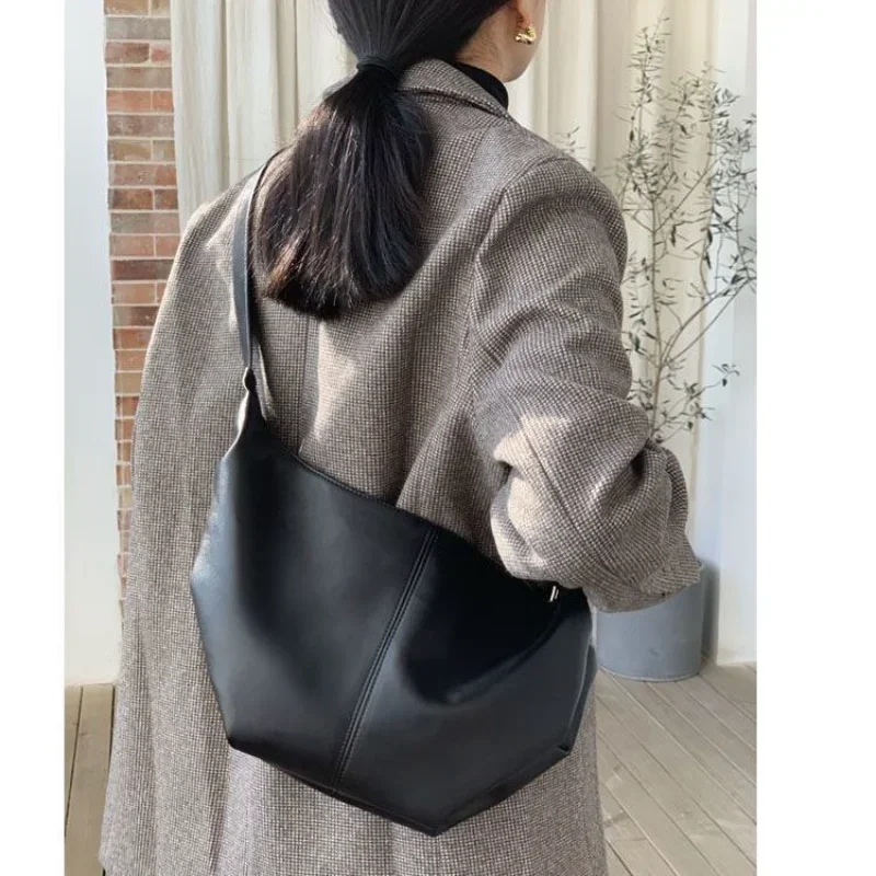 Bolso de hombro plisado de cuero PU suave para mujer, bandolera de diseñador, bolso de mano de moda, bolso de nube, Hobo