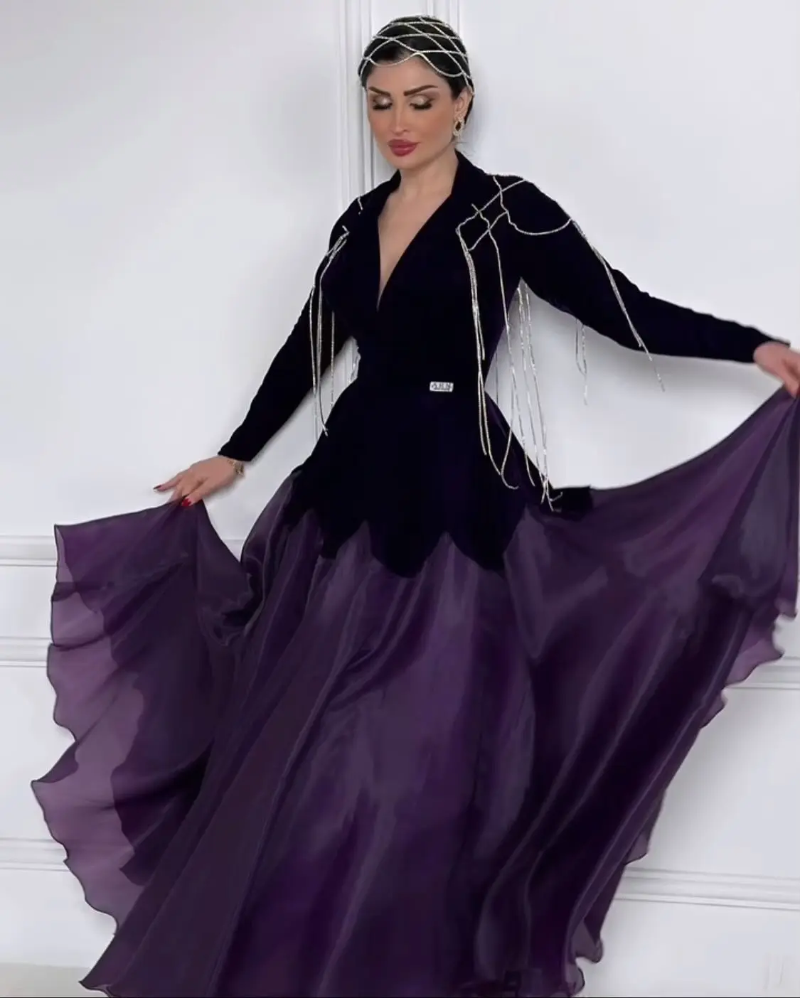 맞춤형 A라인 브이넥 긴 소매 우아한 이브닝 드레스 정장 고급 맞춤형 행사 드레스 패션 프로무 드레스