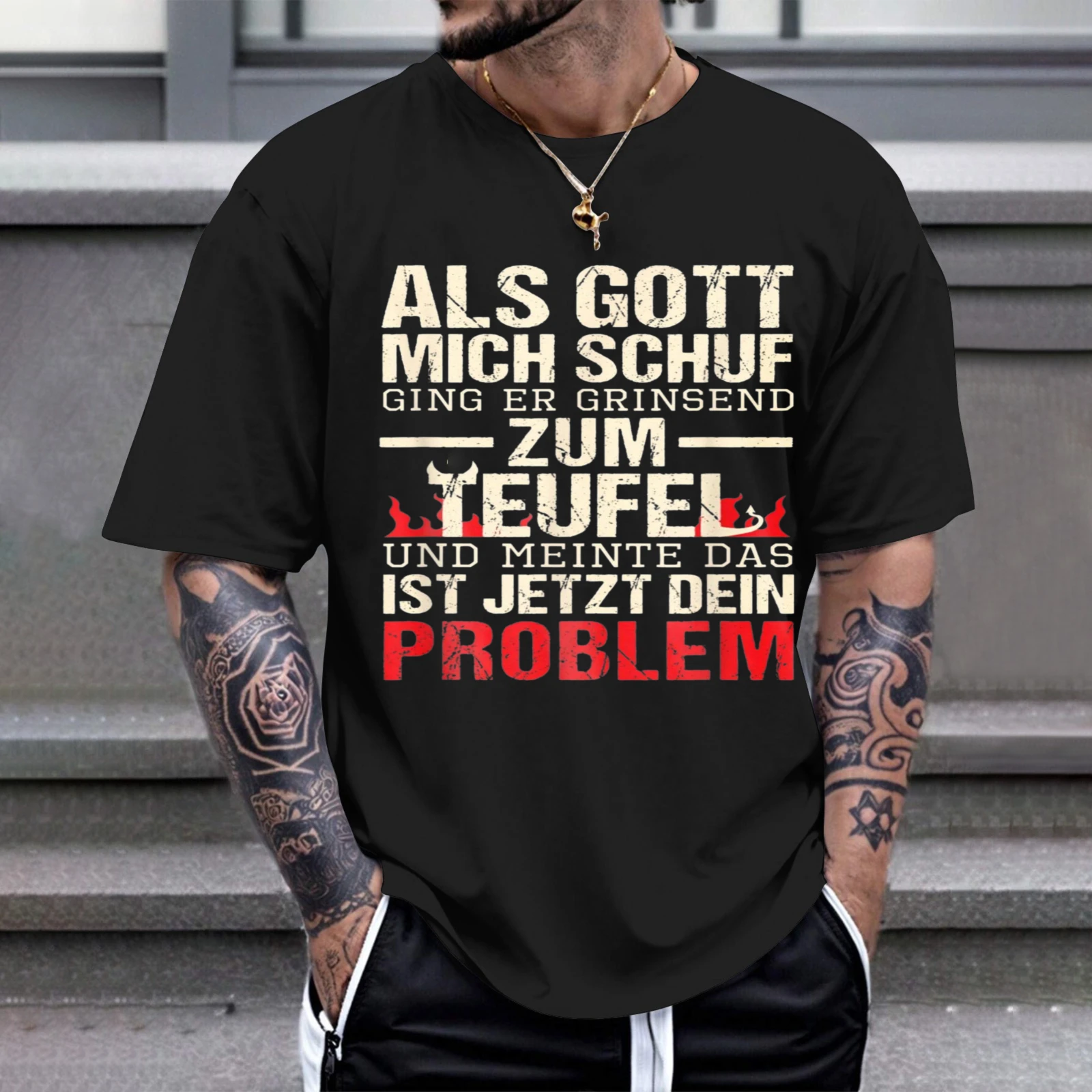 Herren-T-Shirt: Als Gott mich erschuf, grinste er zu den Toten und sagte: „Jetzt ist das dein Problem“, ideal für allgemeine Anlässe, Partys und Karnevalsbilder.