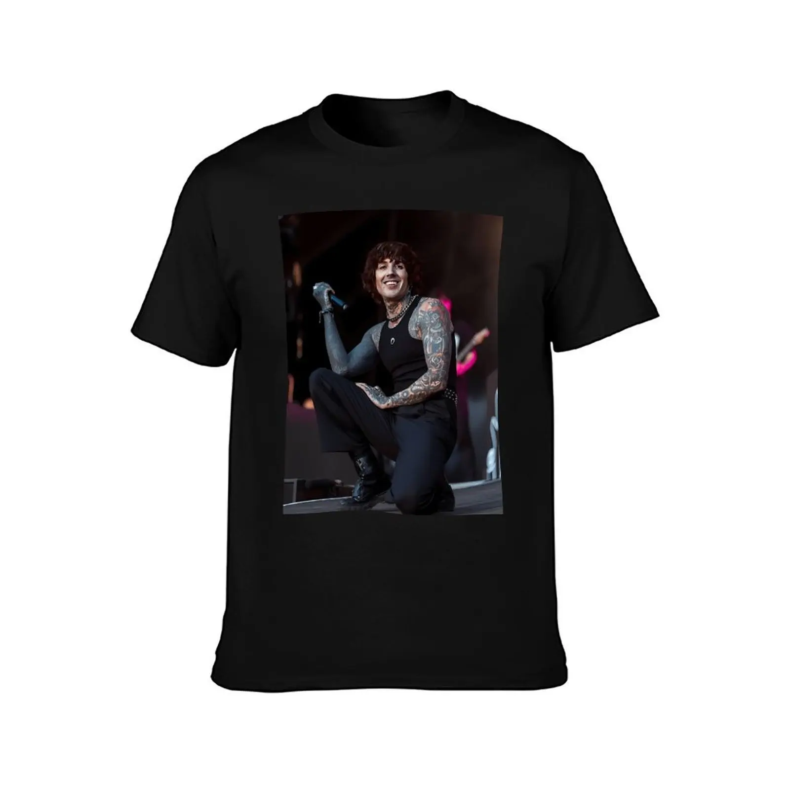 Smiling Oli Sykes T-Shirt customizeds sweat graphic t shirt vintage boys whites Men's t shirts