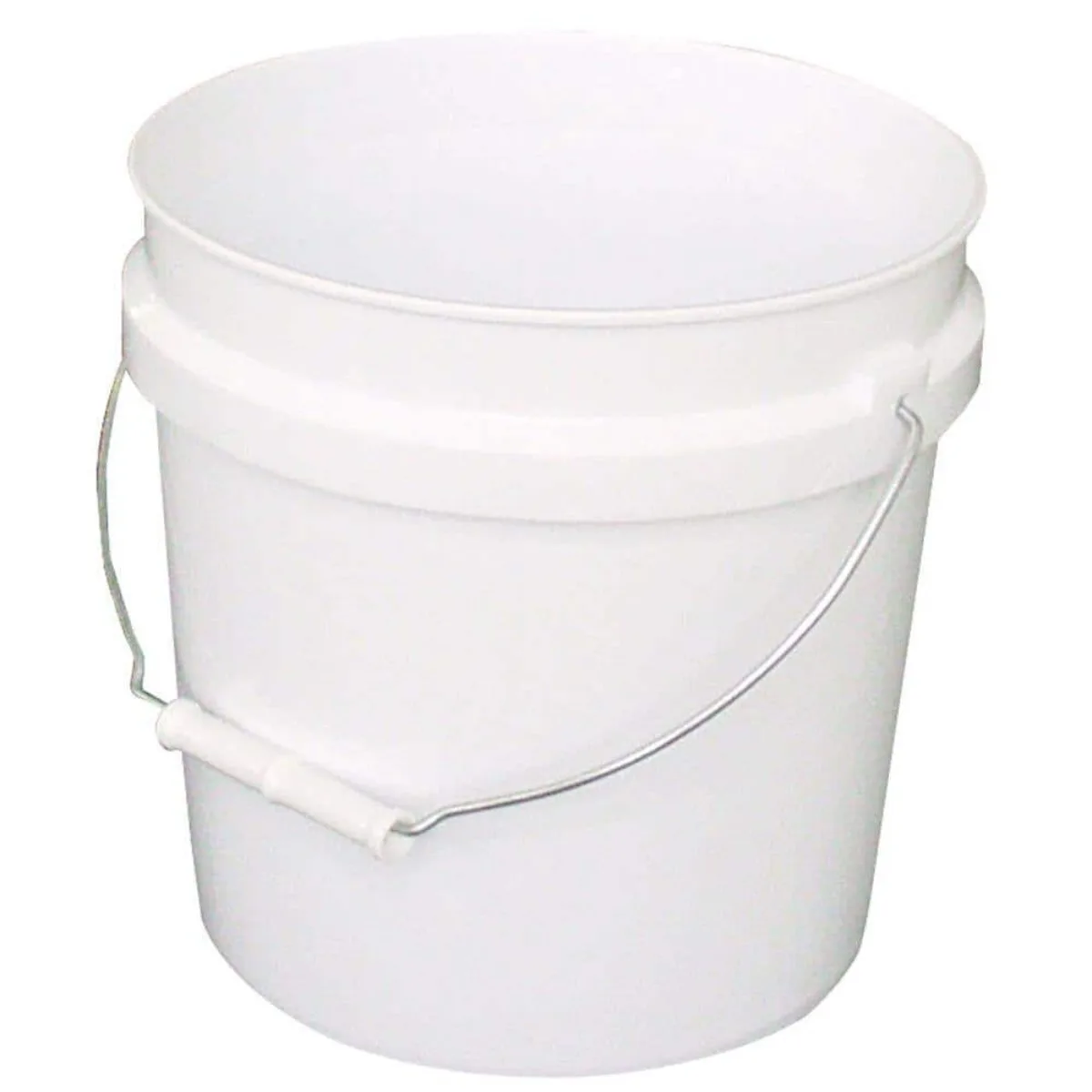 Plastic paint bucket with white 2 gallon handle