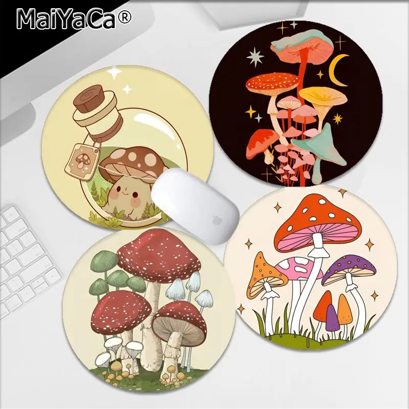 

Mushroom Print Mousepad 20x20cm Round Desktop Desk Mat Kawaii Gaming Accessories Students Writing Pad Mouse Pad For PC Desk Pad