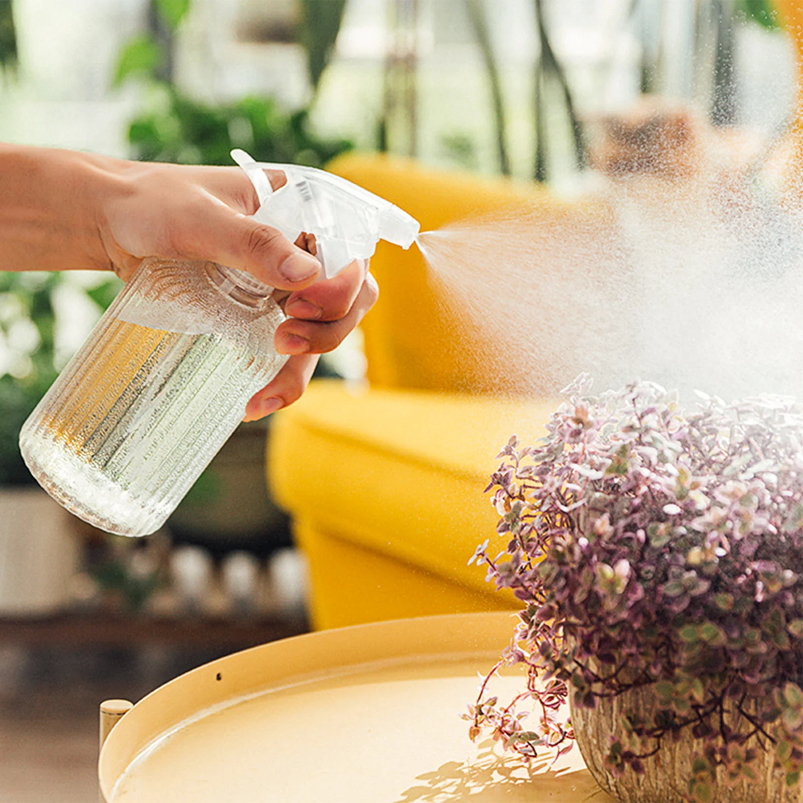 

1Pcs Premium Material Spray Bottle Long Distance Spraying for Indoor Outdoor Use Spray Bottle Refillable Bottles