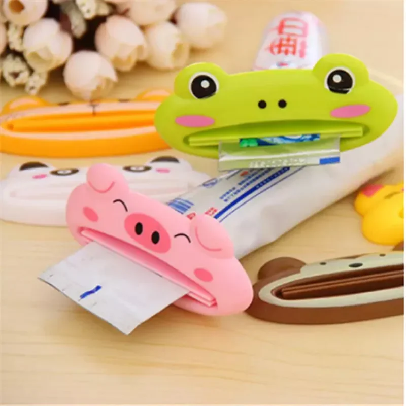 Lovely Animal Cream Tube Squeezer Cartoon Bathroom Toothpaste Dispenser Easy Squeeze Paste Dispenser Roll Holder