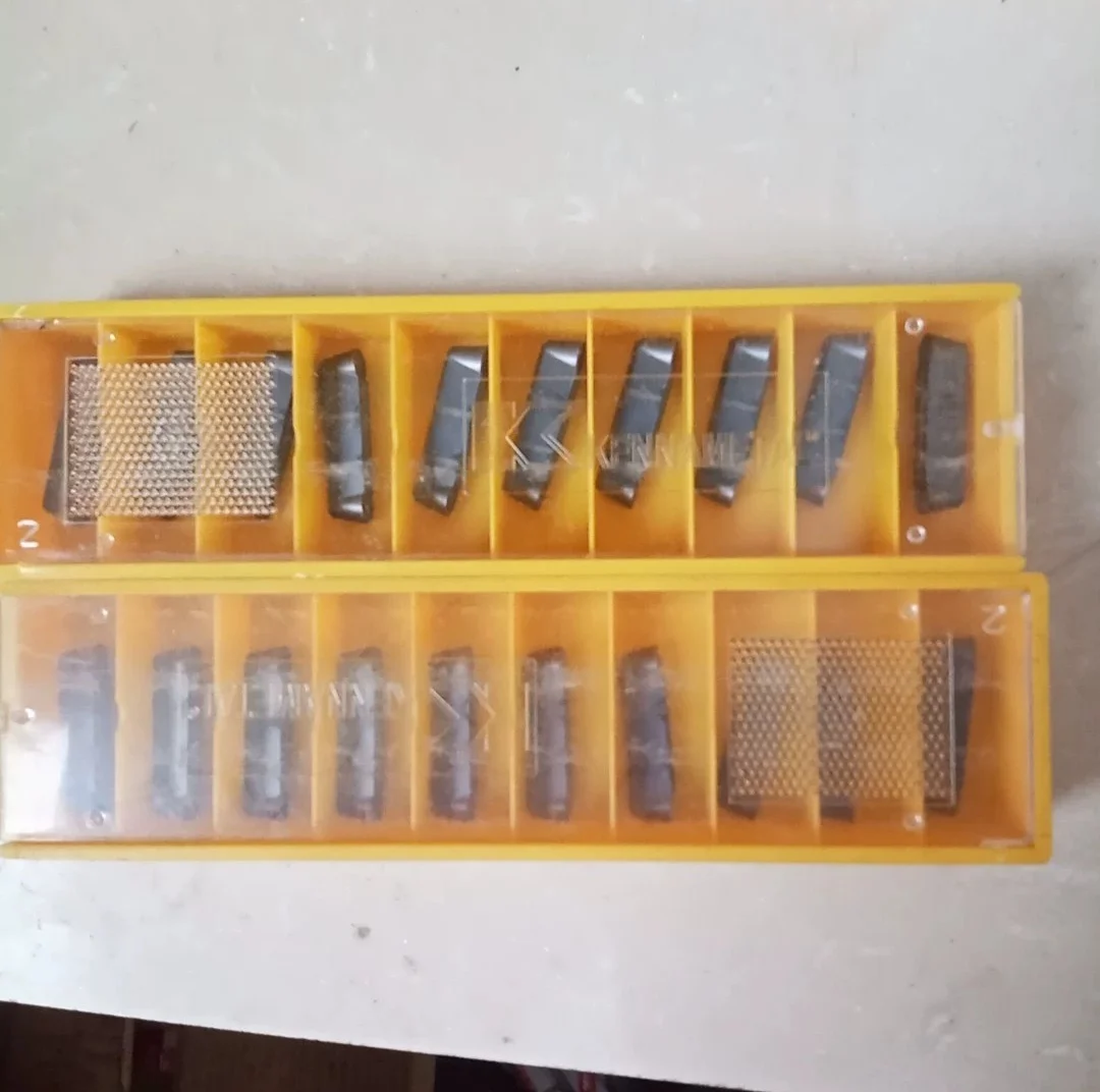 KENNAMETAL A4R0505M05U00GMN KC501 Carbide Inserts R2.5 Grooving Insert