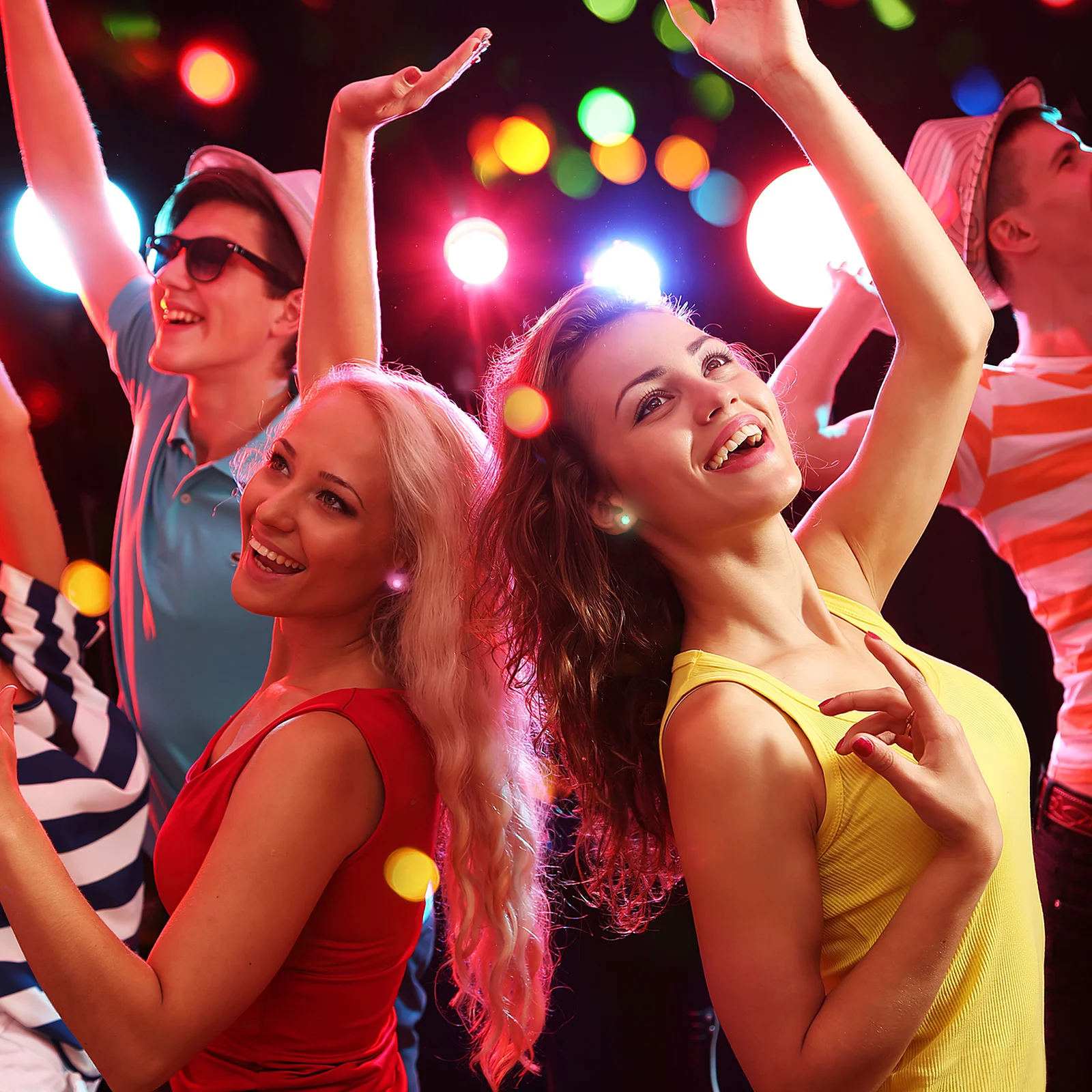 7Pcs Light Up Earrings Studs Glowing Stainless Steel Flashing Party Night Concert Festival Accessories