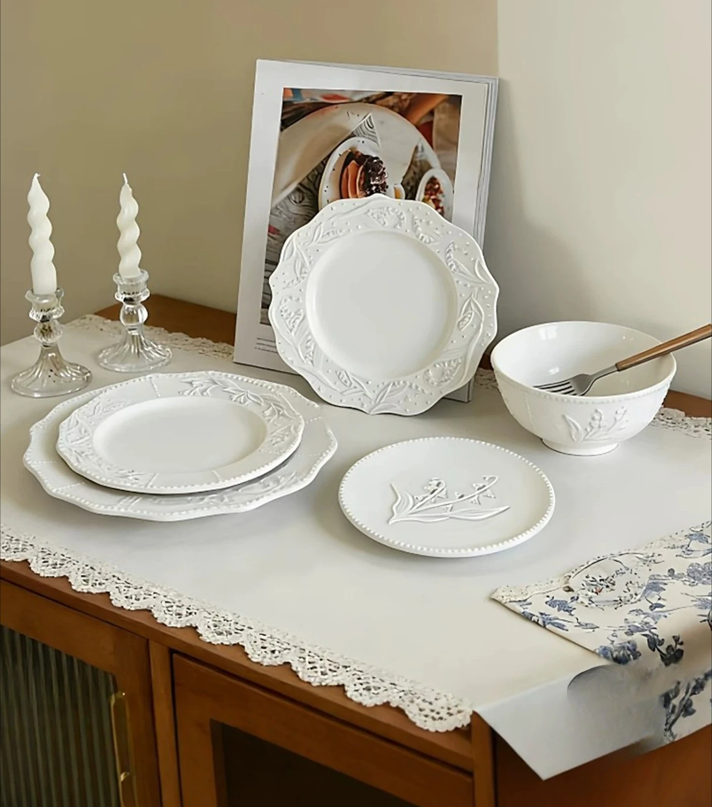 PYH modern life embossed retro lily of the valley plate light luxury high-end dessert dinner plate home set