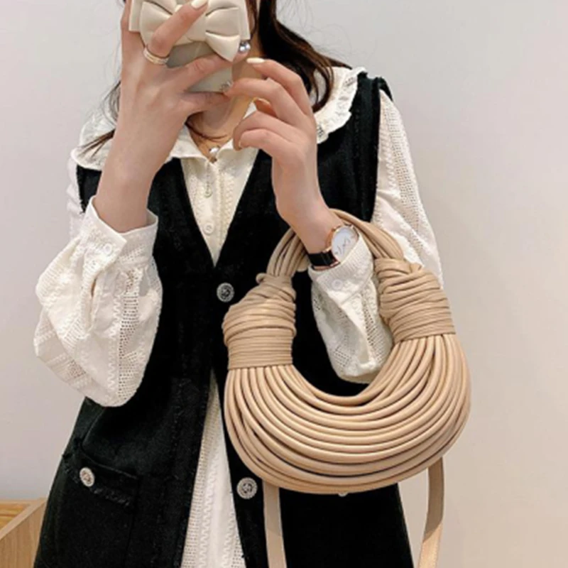 2022 Trend New Line Bundle Clutch Bag for Female High Quality Women's Handbag and Purse Designer Shoulder Bag Senior Hobos