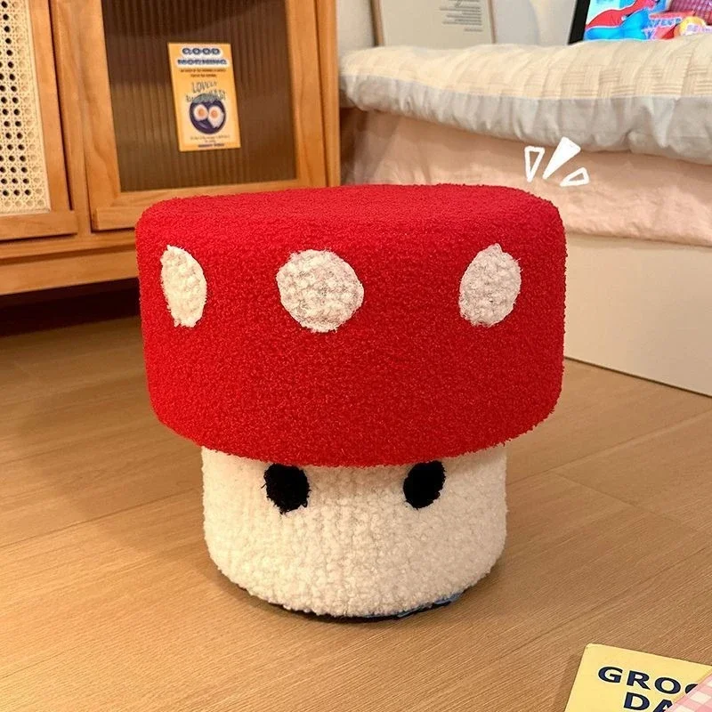 Solid Wood Stool Mushroom Stool Creative Dice Sitting Stool Bench Shoe Change Chair Livingroom Decoration Furniture