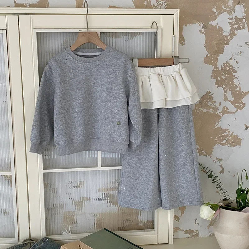 여아용 핫 다이아몬드 맨투맨 캐주얼 바지 세트, 다용도 투피스 세트, 짧은 스커트, 방귀 커튼, 2025 용수철, 새로운 패션