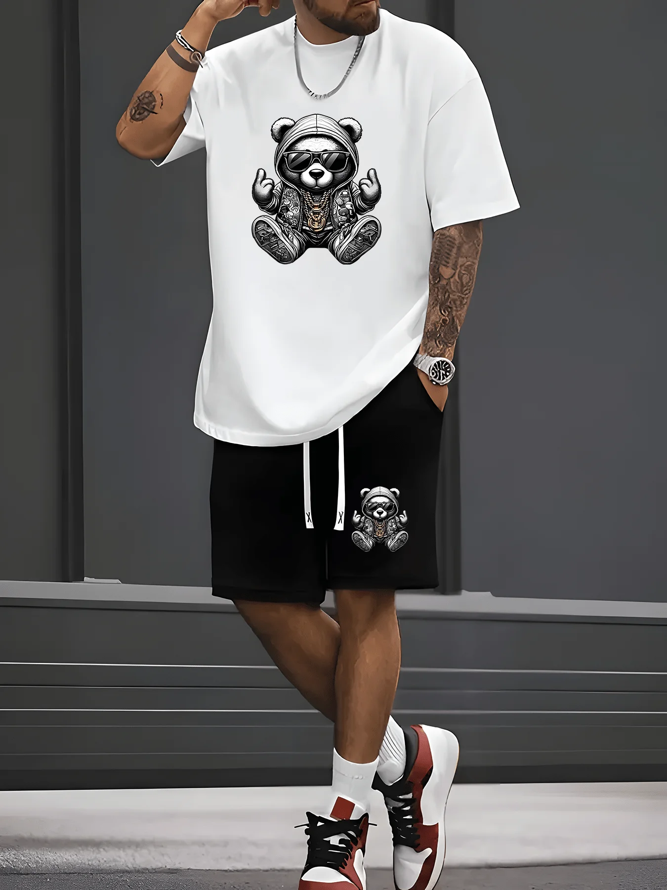 Nuevo Conjunto de Ropa de Verano para Hombre, Camiseta de Cuello Redondo con Estampado de Osito de Peluche, Suave y Transpirable, Pantalones Cortos con Cordón, Ropa para Actividades al Aire Libre