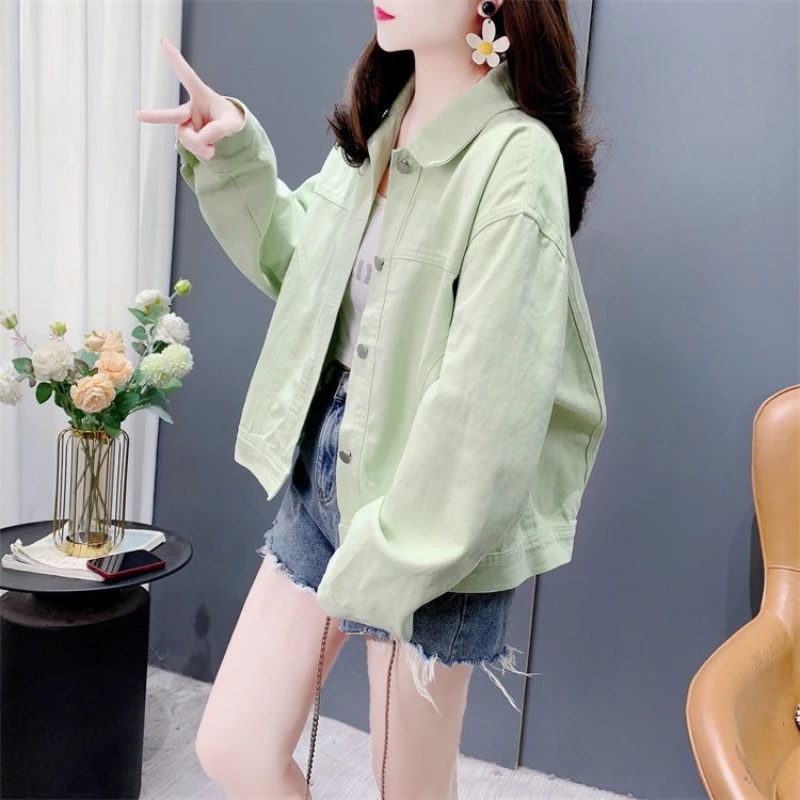 

Высококачественная женская весенне-осенняя новая зеленая джинсовая куртка 2025 года, корейский стиль, большой короткий шикарный утягивающий легкий топ