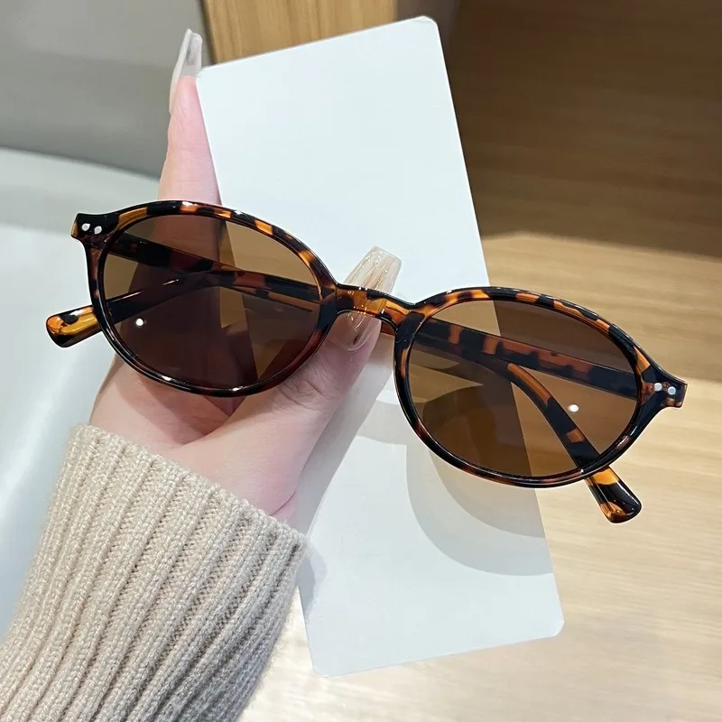 

New Stylish Retro Oval Frame Sunglasses Outdoor Cycling Sports UV Protection Eyewear UV400 Classic Driving Shades Unisex