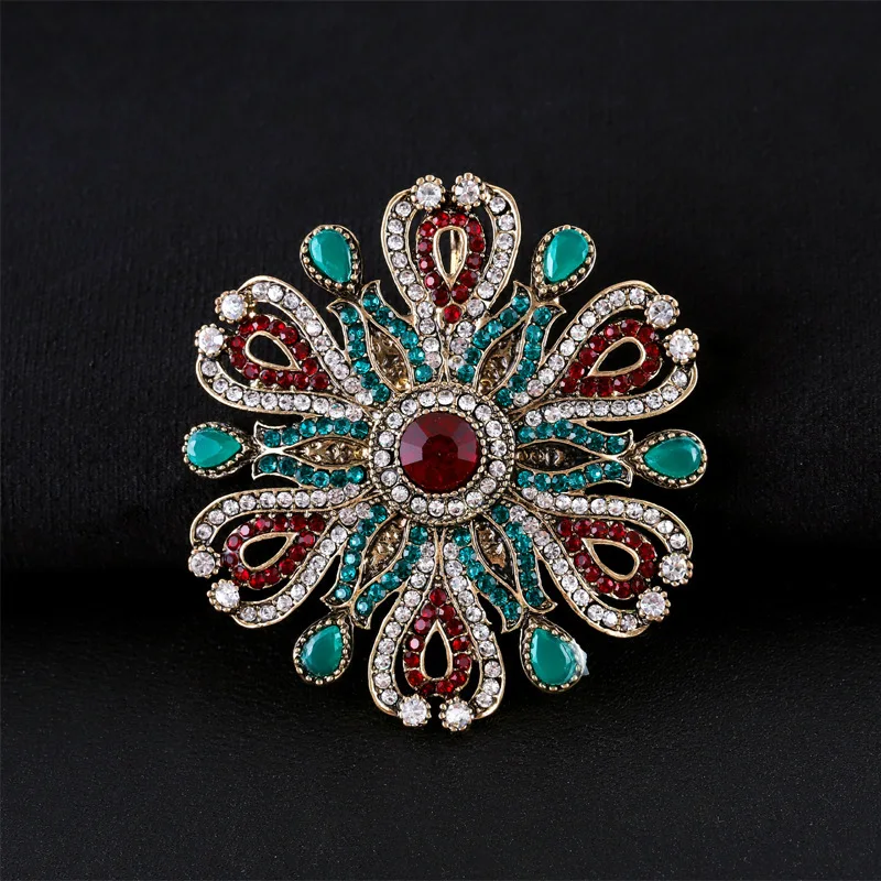 Baroque Style Vintage Women Men Fashion Crystal Brooches Pins Retro Palace Metal Badges Lapel Pin Unisex Party Corsage Jewelry