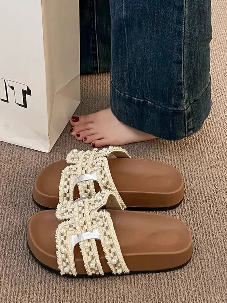 

Women's Summer Thick Bottom Pearl Holiday Slippers Fashionable Open-Toe Sandals for Outdoor Wear Comfortable Slip-On Shoes