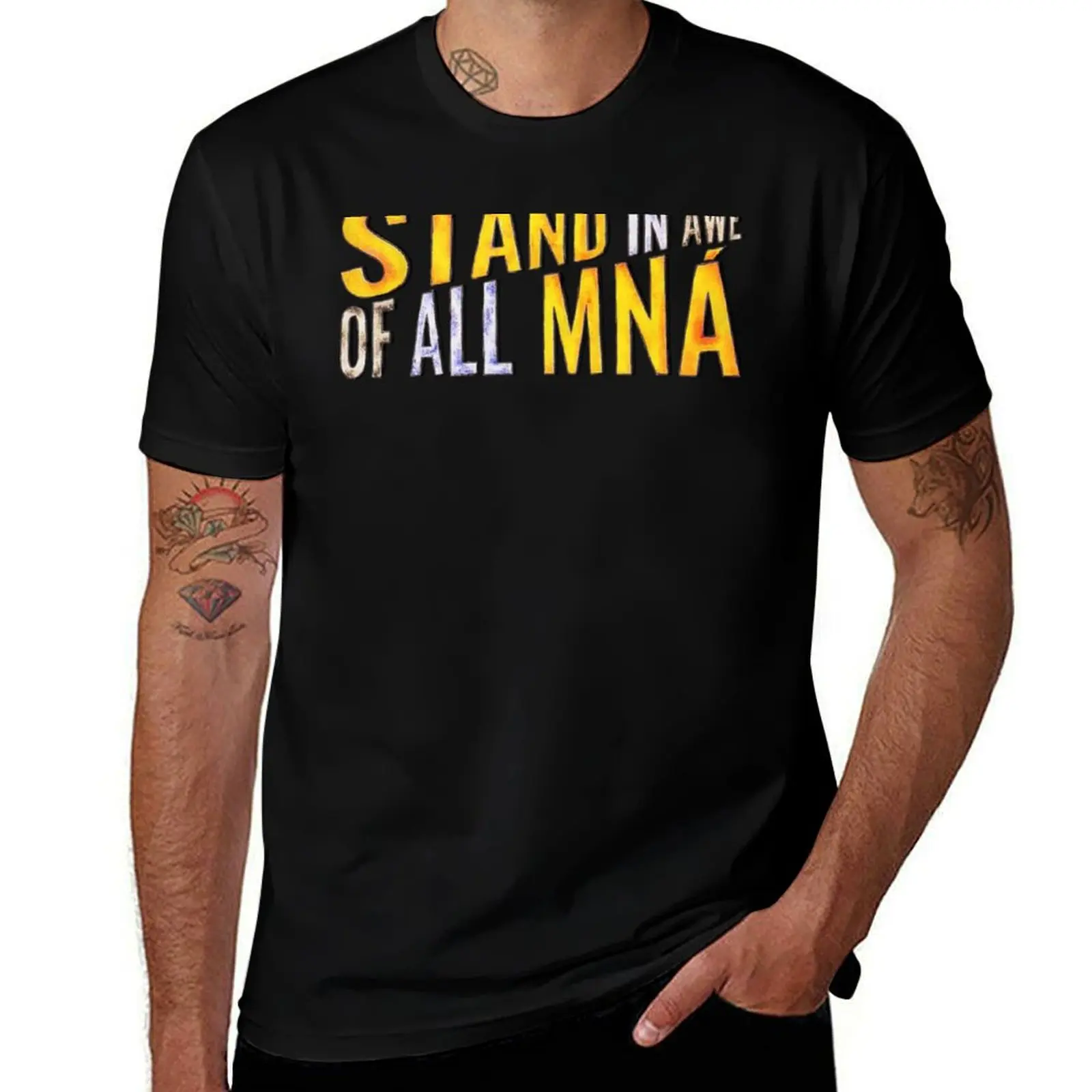 T-shirt à manches courtes avec imprimé d'été Stand In Awe Of All Mna