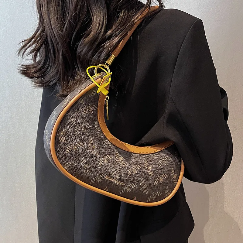 High sense niche design bag for women 2022 new autumn and winter versatile fashion one shoulder underarm bag explosive stick bag