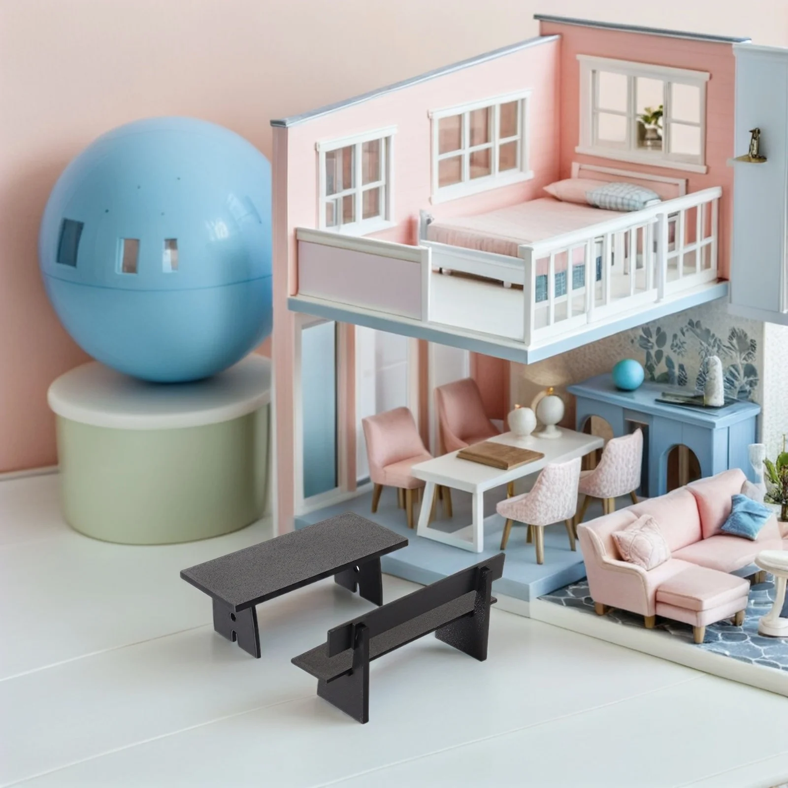 Set di mobili in miniatura da 3 pezzi Finitura nera per la cena da pranzo della casa delle bambole Decorazione del parco da giardino Tavolo con sedie Panca in miniatura