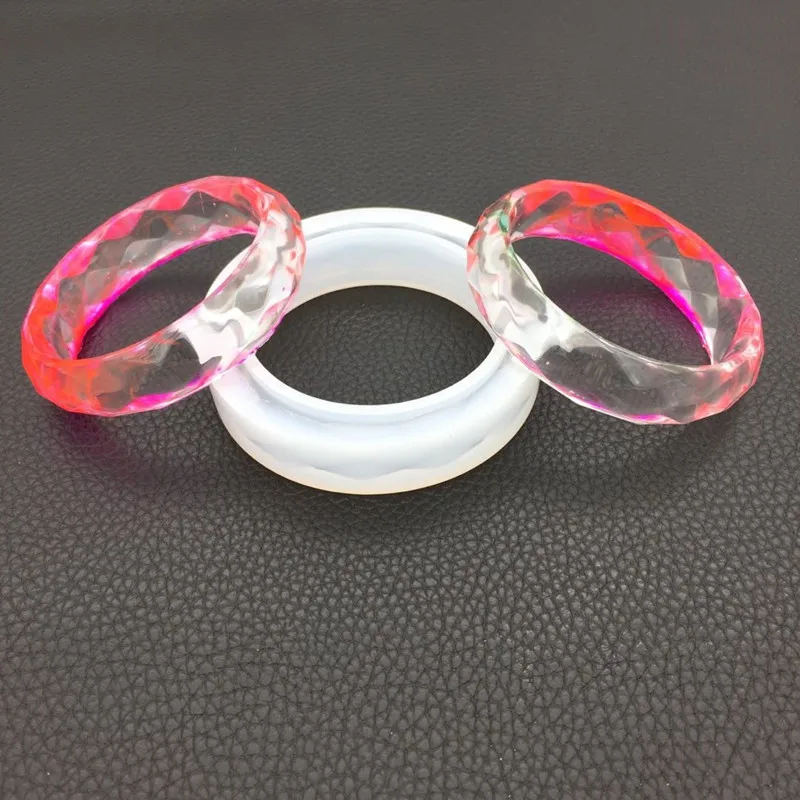 Soft Silicone Wide Bracelet UV Resin Epoxy Molds Round Hand Resin Craft Handmade Jewelry Rhombic Bracelet Resin Bangle Mold