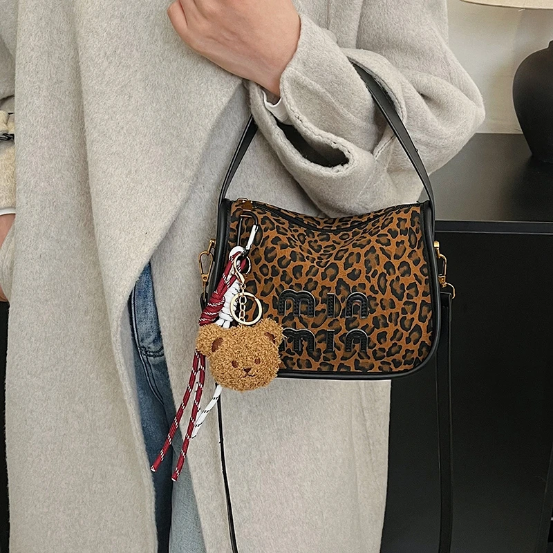 

Vintage Elegant Leather Crossbody Bag For Women Luxury Designer Shoulder Bag Classic Style Tote Handbag