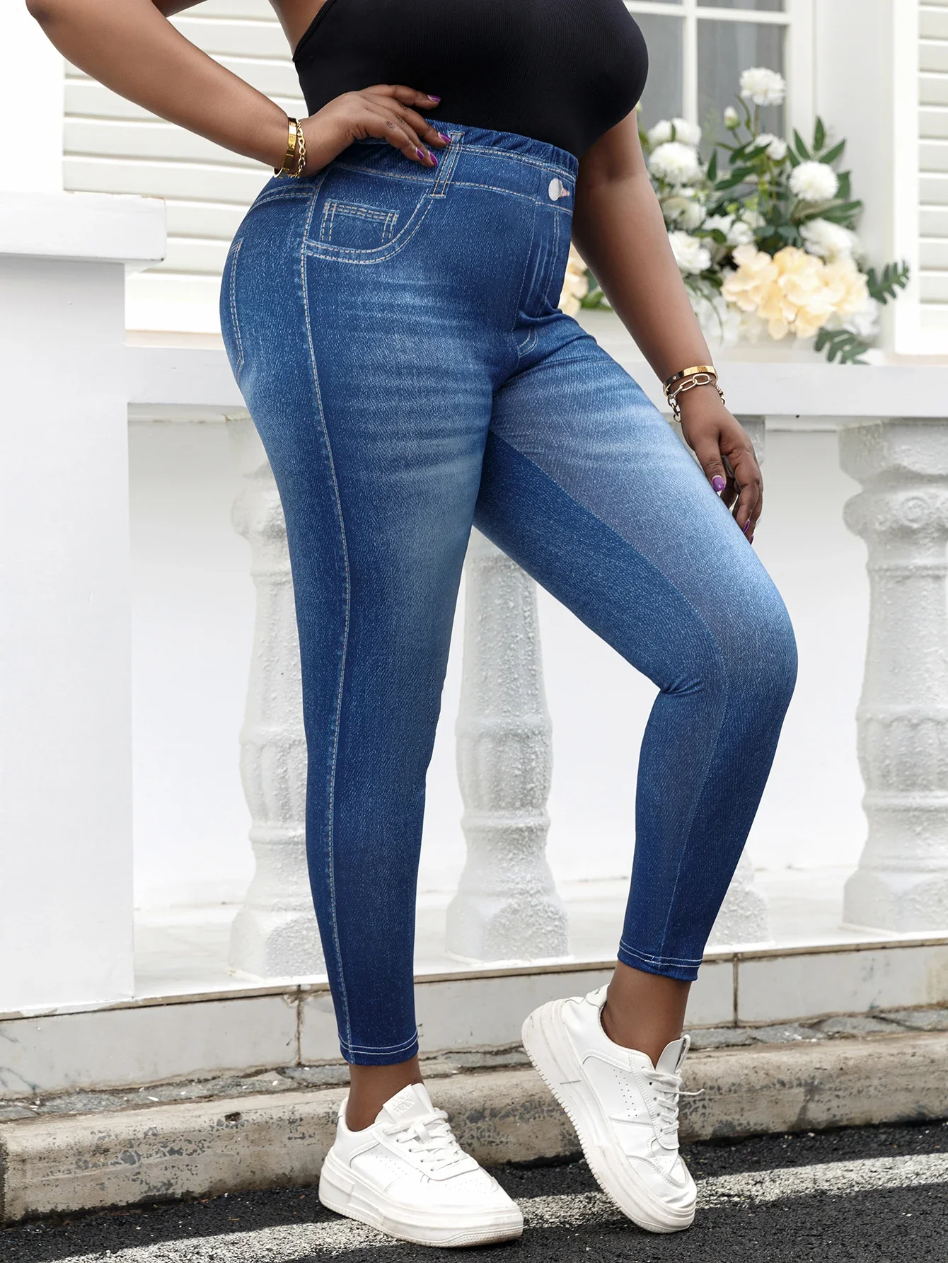 Plus Size Damskie legginsy z imitacji dżinsów Vintage Wash Design Dzianinowe spodnie ze średnim stanem Rozciągliwe i modne spodnie sportowe