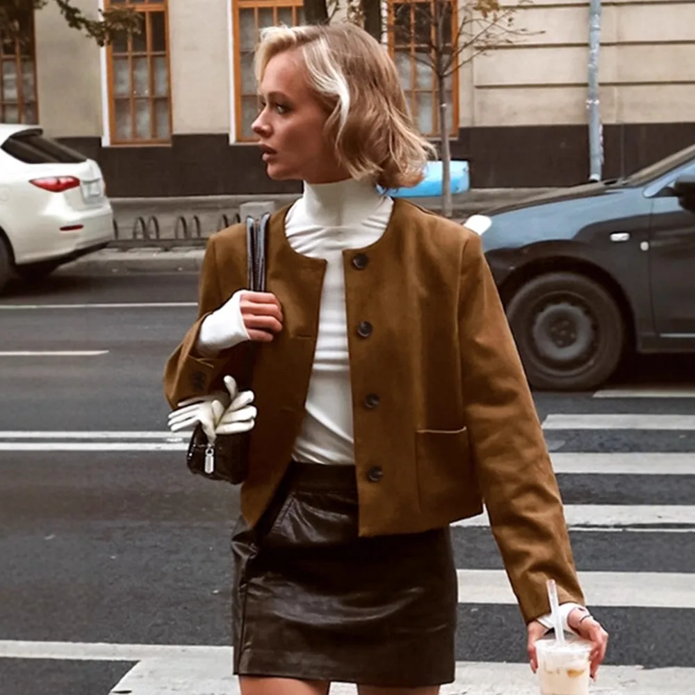 

Retro Music Festival Suede Jacket Autumn and Winter Women's Fashion Daily Office Commuting Interview Warm O-neck Casual Jacket