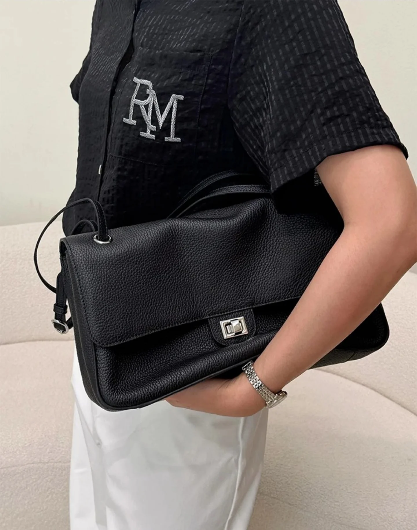 2026 Luxury Design Genuine Leather Crossbody Bag, High-End Underarm Shoulder Tote for Women, Large Capacity Commuter Purse - view 4