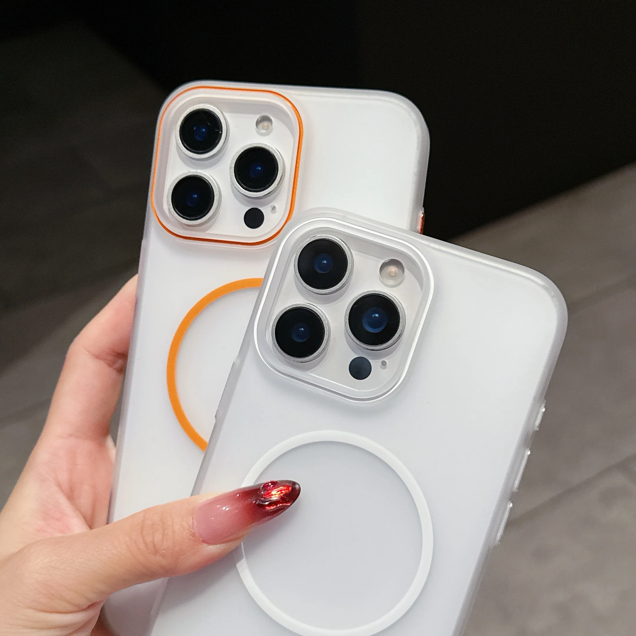 

Fashionable Foggy Magnetic Shockproof Bumper Phone Case For iPhone 17 Pro Max 16 15 14 Plus For Magafe Wireless Charging Cover