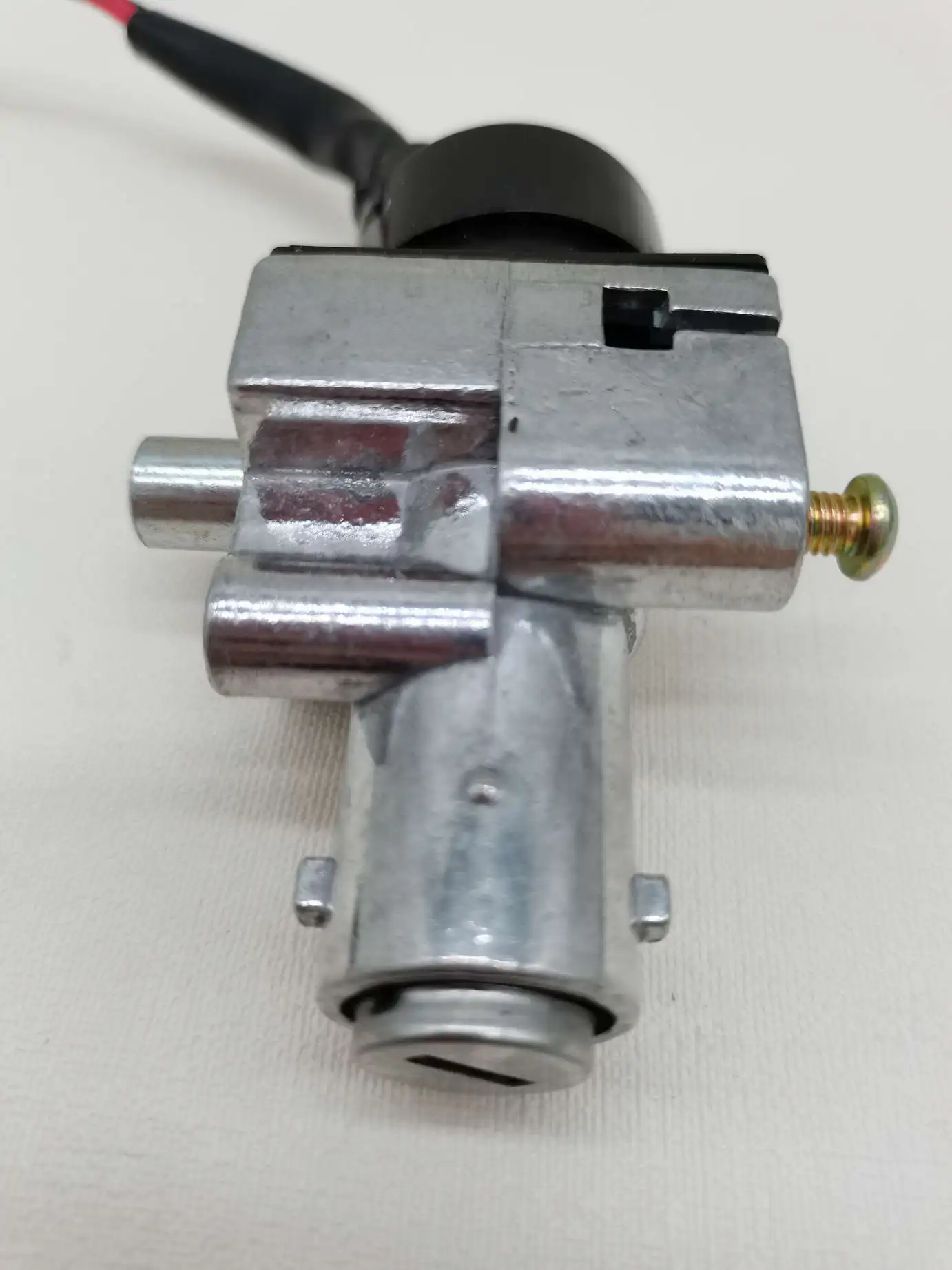 B027 قفل مفتاح تشغيل كهربائي لـ Yadi Emma MBLD MO36D قفل باب كهربائي قفل كهربائي مع مفتاحين