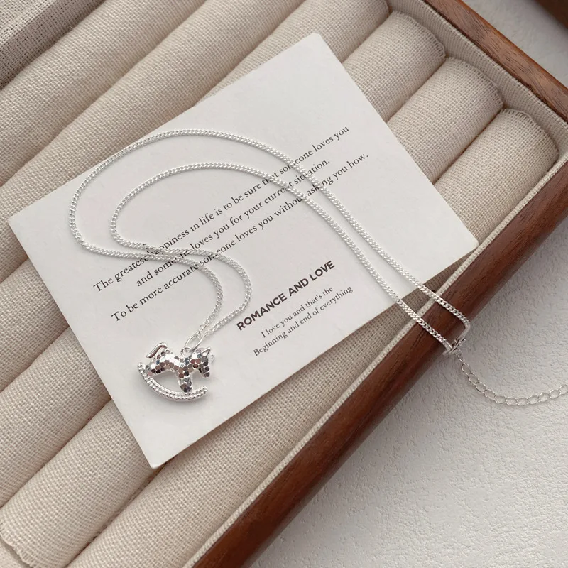 

S925 sterling silver Korean version crushed ice carousel necklace fashionable simple clavicle chain