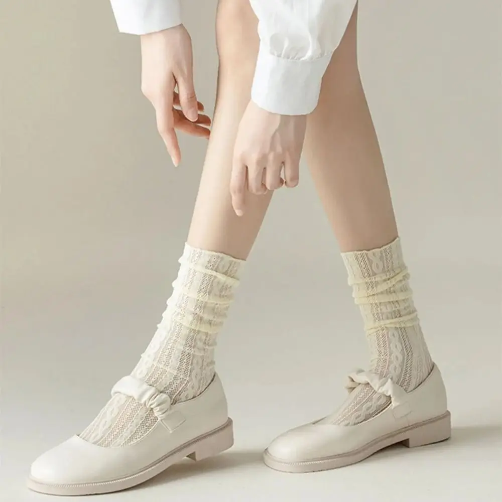 Retro Hollow Out Lace Socks Mesh Breathable Short Sock Sweat-absorbing Ultra-thin Transparent Women Socks