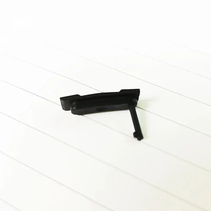 غطاء غبار أصلي من DOOGEE S Punk لسد منفذ USB مطاطي لهاتف TYPE-C لهاتف DOOGEE Spunk - 2