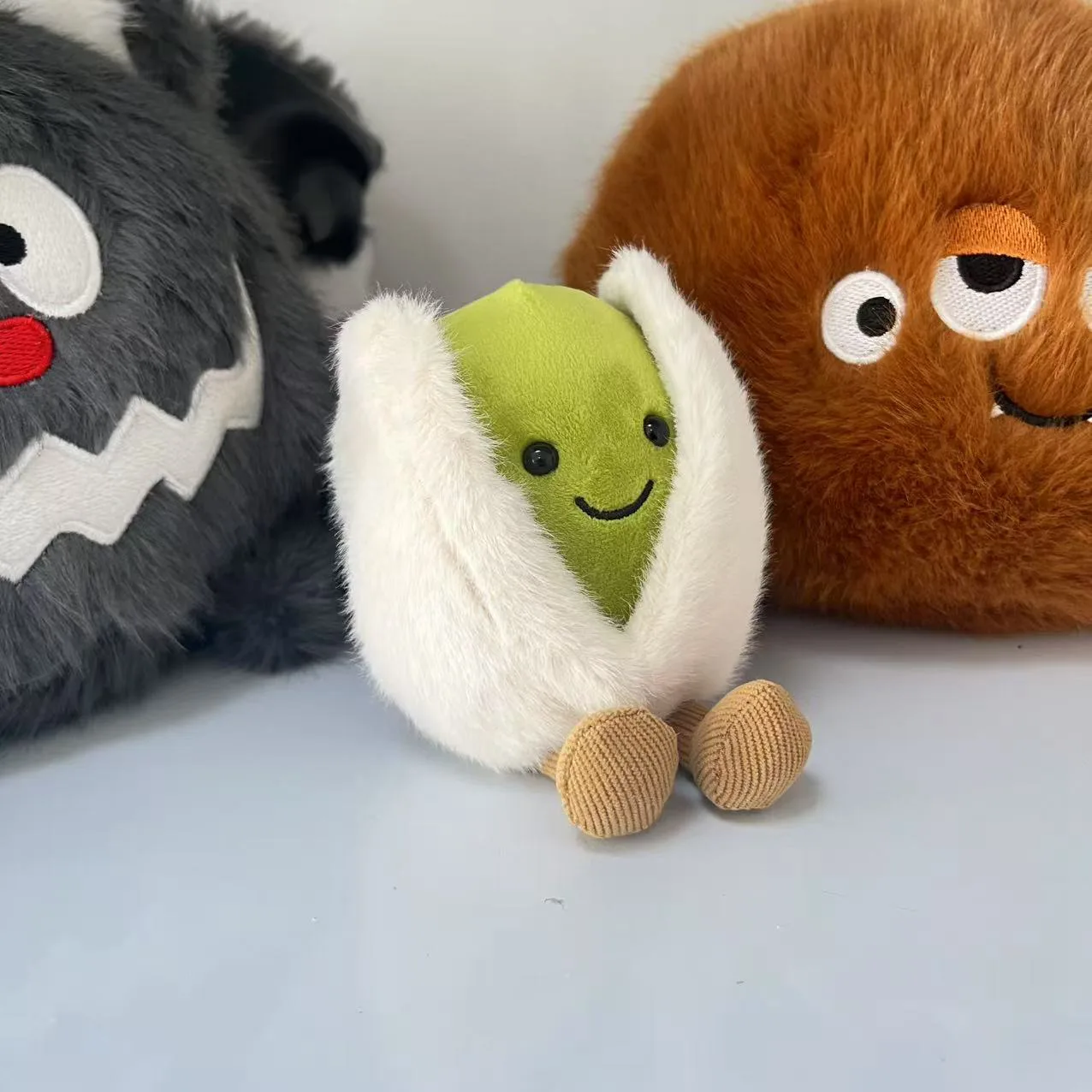 Petite poupée pistache mignonne de 14cm, décoration de salon, articles ménagers, décoration de chambre, jouet en peluche, cadeau de vacances pour enfant