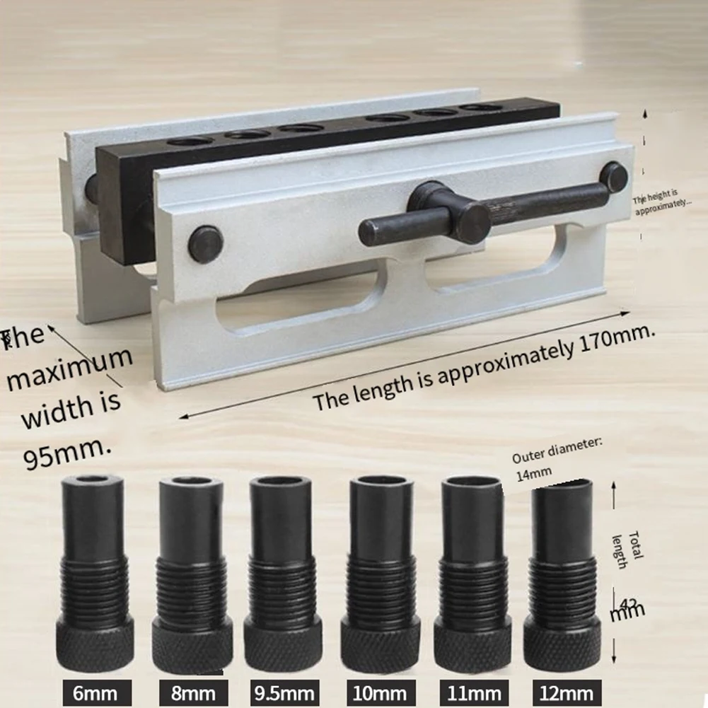 

Комплект дюбельных приспособлений для деревообработки с самоцентрирующимся механизмом и устойчивой металлической конструкцией для длительного использования