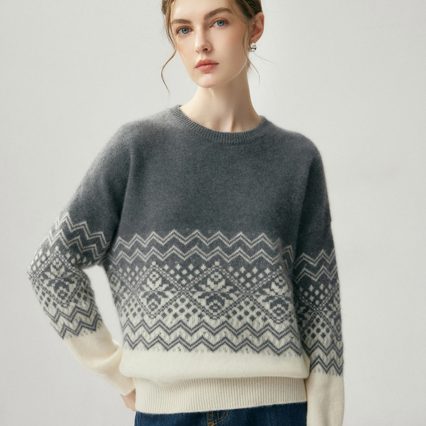 Thicken Cashmere Women Sweater Long-sleeves O-Collar Fashion Color-blocking Girl Wool Pullover 2026 New